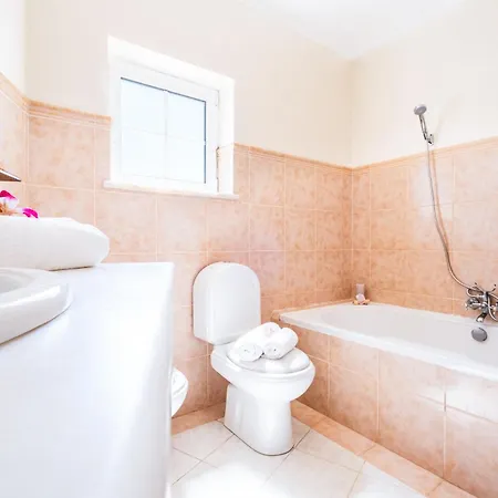 Casablanca By Algarve Vacation Villa *